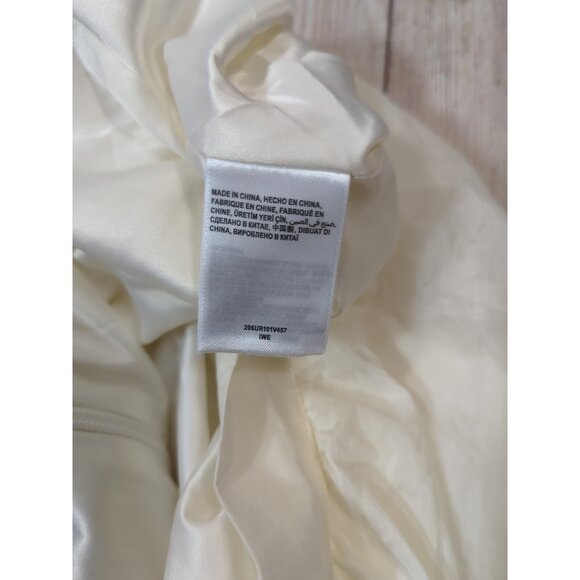 BEBE Women's WHite Skirt A-Line Lace Crotchet Trim Cut Out Zip Back Size 4 - Picture 5 of 6